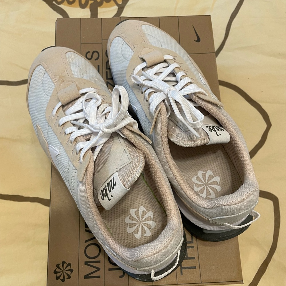 Nike Air Max Pre-Day in Light Bone and Sanddrift
